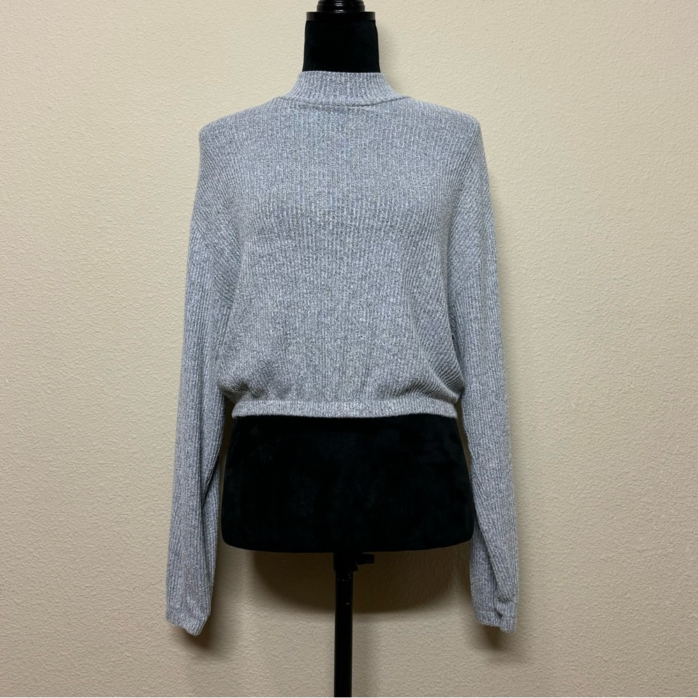 Garage top women XS ribbed cropped long sleeve mock neck knit sweater shirt grey